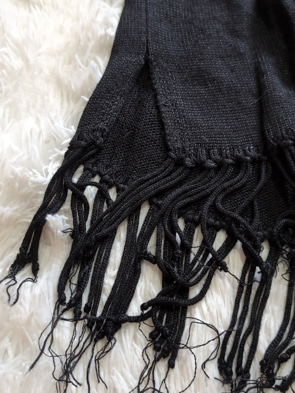 Saks Fifth Black Knit Tassel Poncho Oversized Fall Layering Sweater M/L - Picture 5 of 11